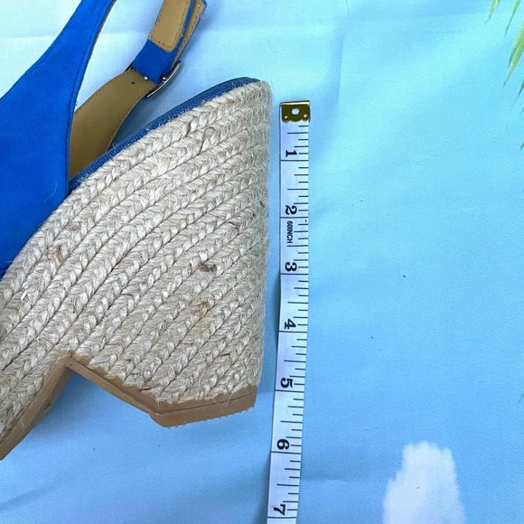 $220 Bettye Muller plage wedge sandal blue - Picture 9 of 11